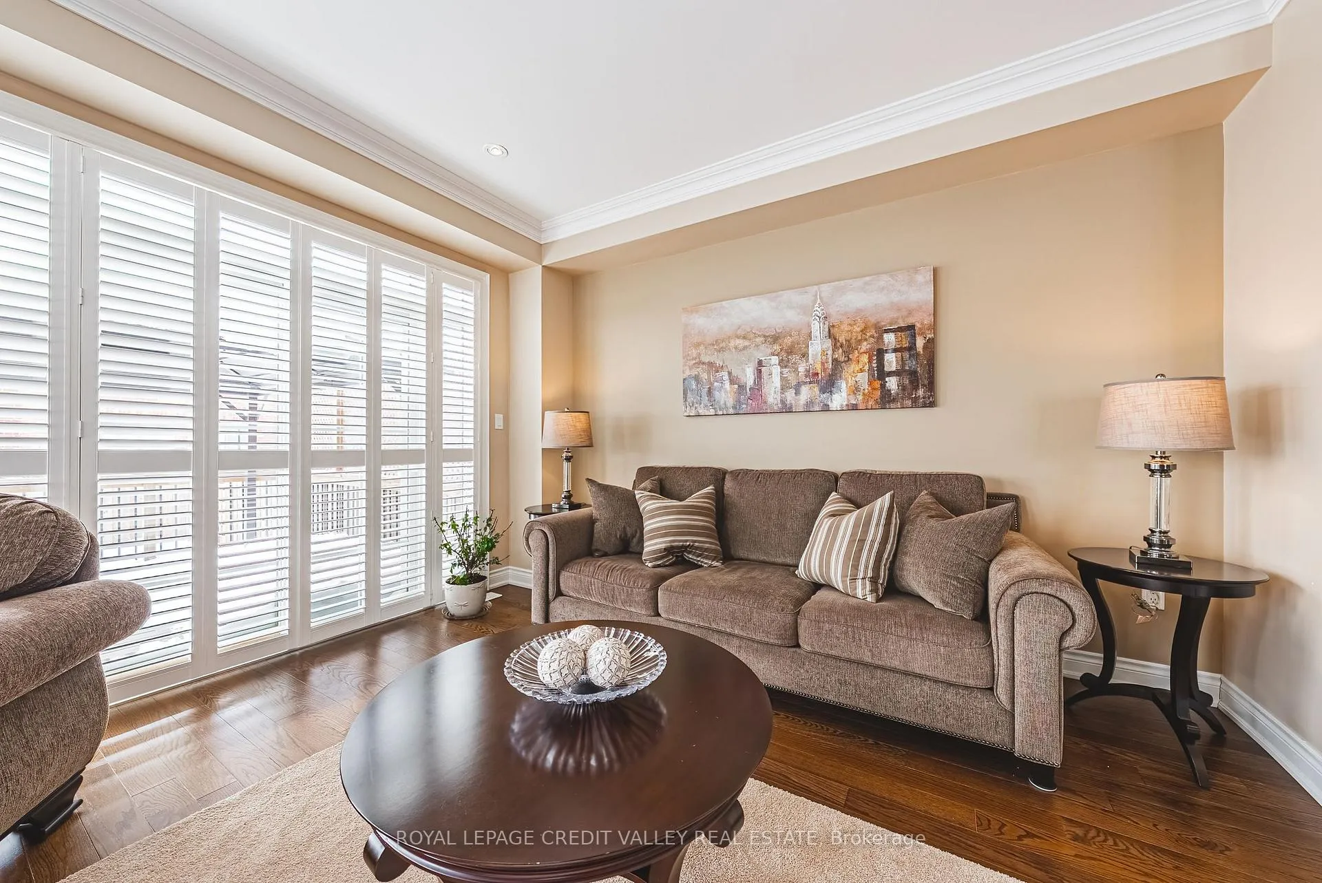 Photo 13 of 1 Little Britain Crescent, Brampton, Bram West — HOMEH