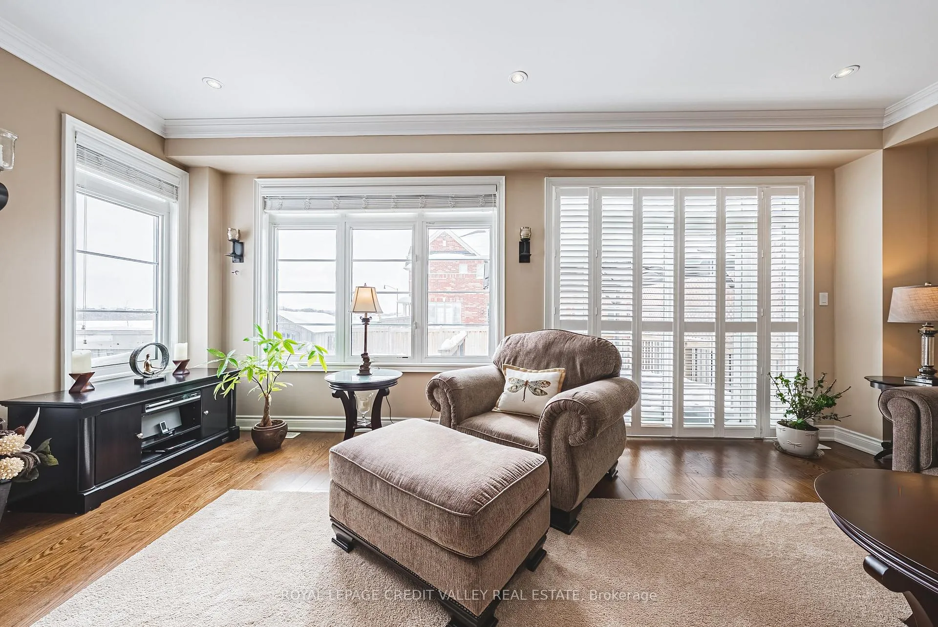 Photo 14 of 1 Little Britain Crescent, Brampton, Bram West — HOMEH