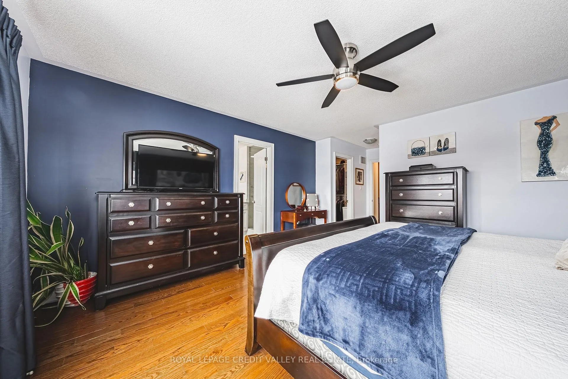 Photo 36 of 1 Little Britain Crescent, Brampton, Bram West — HOMEH