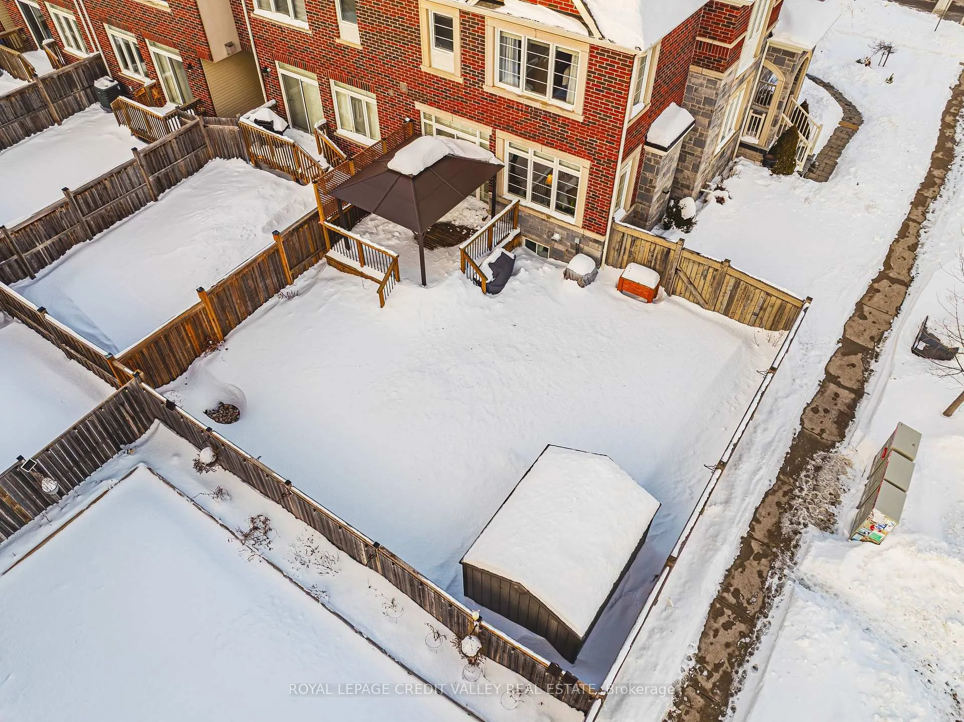 Photo 45 of 1 Little Britain Crescent, Brampton, Bram West — HOMEH