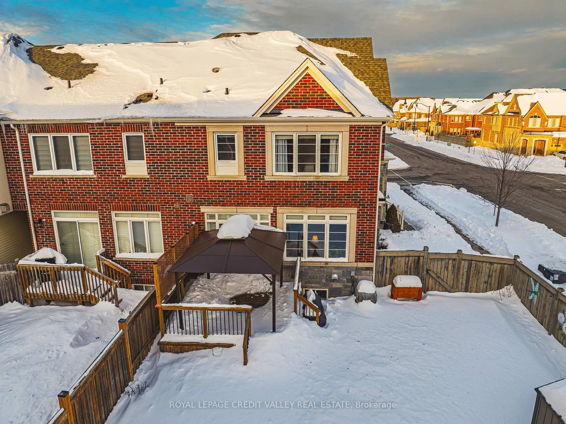 Photo 46 of 1 Little Britain Crescent, Brampton, Bram West — HOMEH