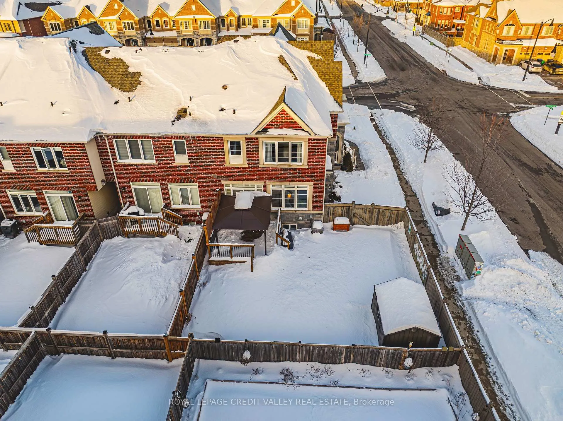 Photo 47 of 1 Little Britain Crescent, Brampton, Bram West — HOMEH