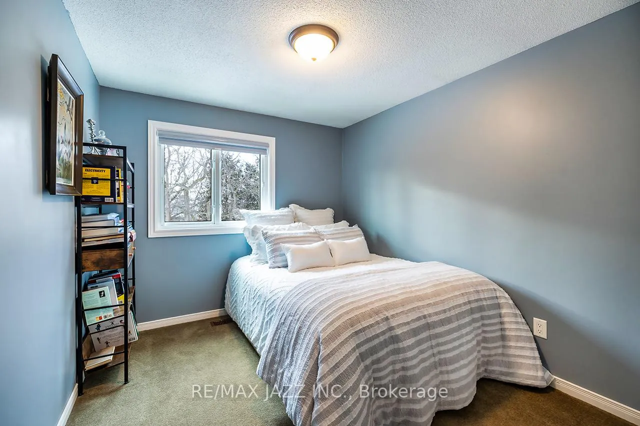 Photo 18 of 14 Goldpine Avenue, Clarington, Courtice — HOMEH