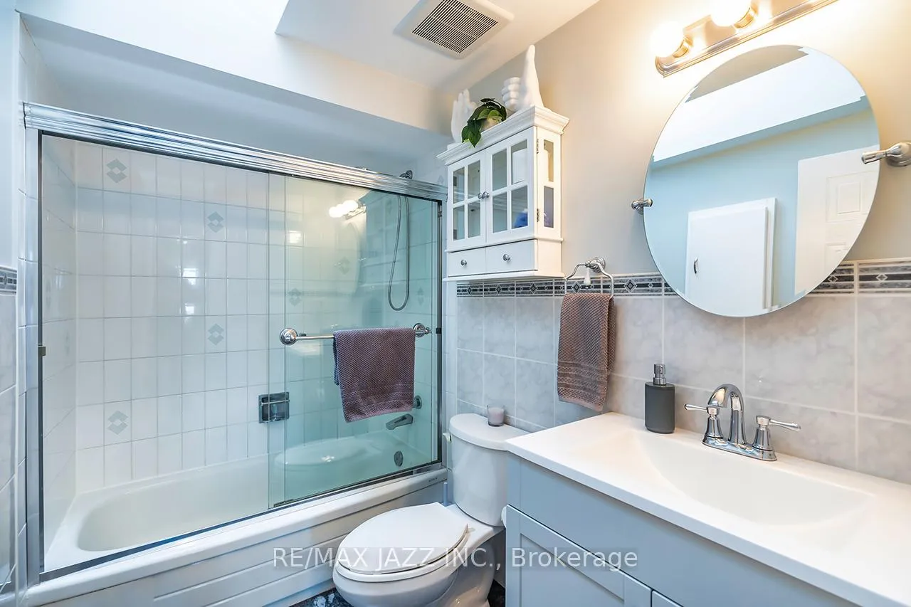 Photo 19 of 14 Goldpine Avenue, Clarington, Courtice — HOMEH