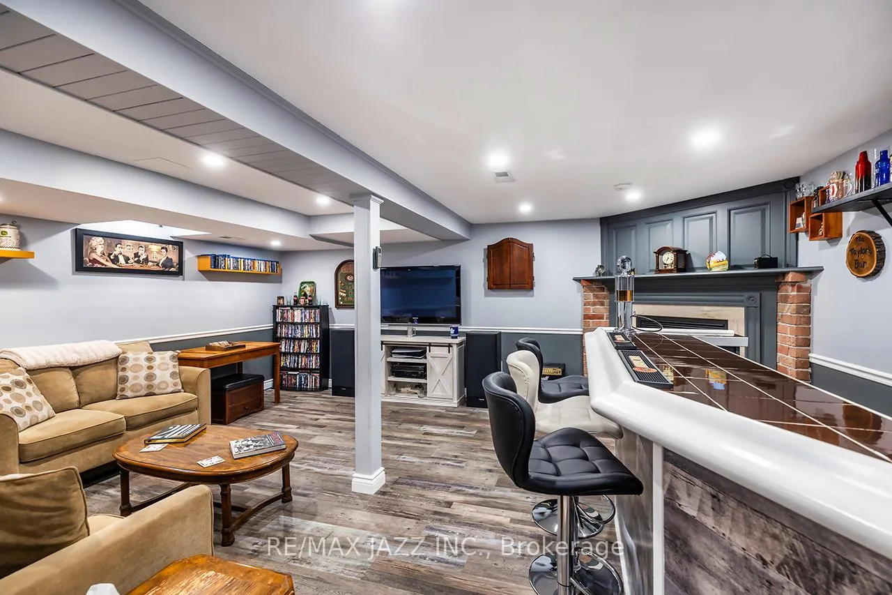Photo 21 of 14 Goldpine Avenue, Clarington, Courtice — HOMEH