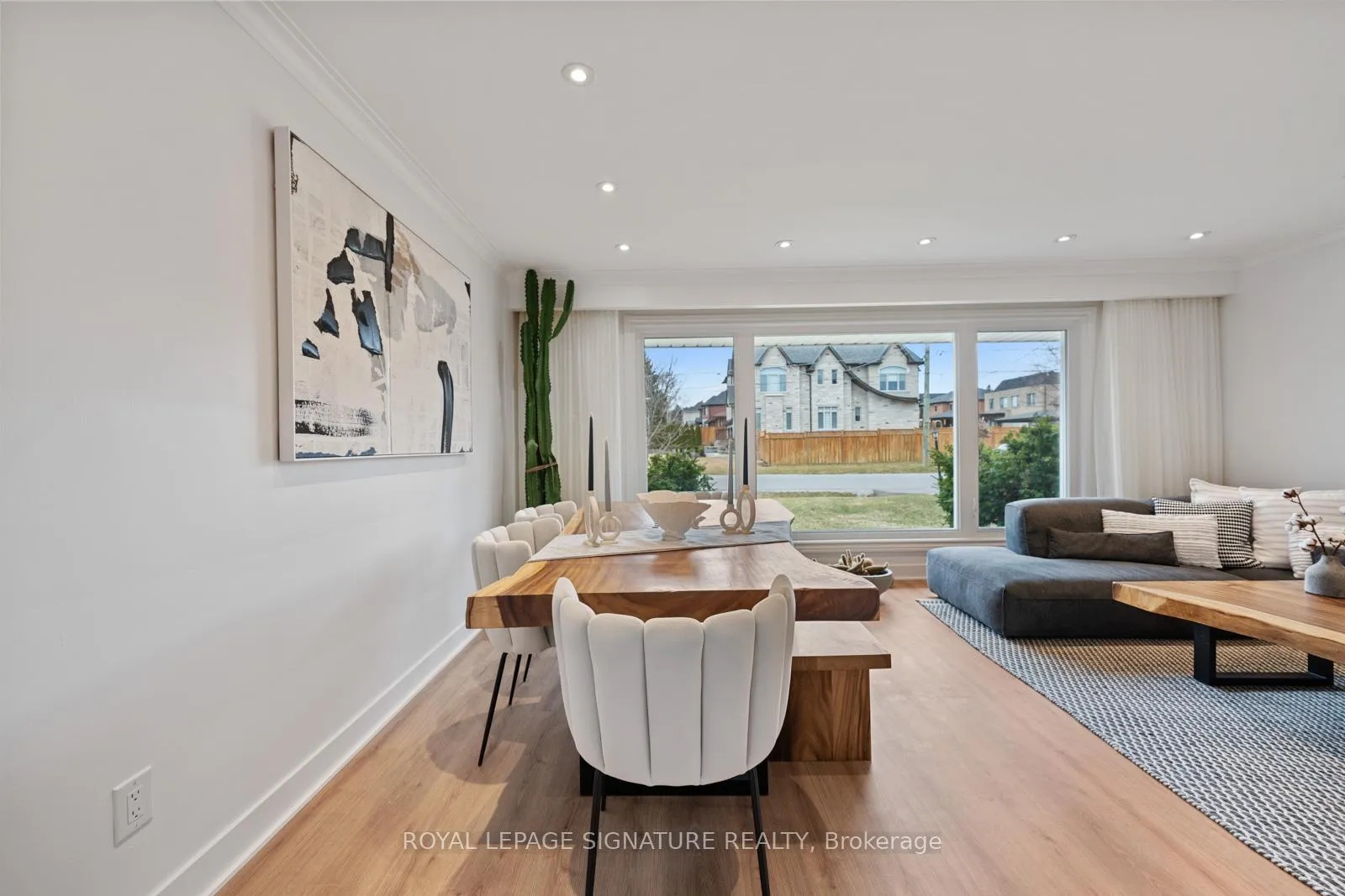 Photo 5 of 17 Ryder Road, Vaughan, Maple — HOMEH