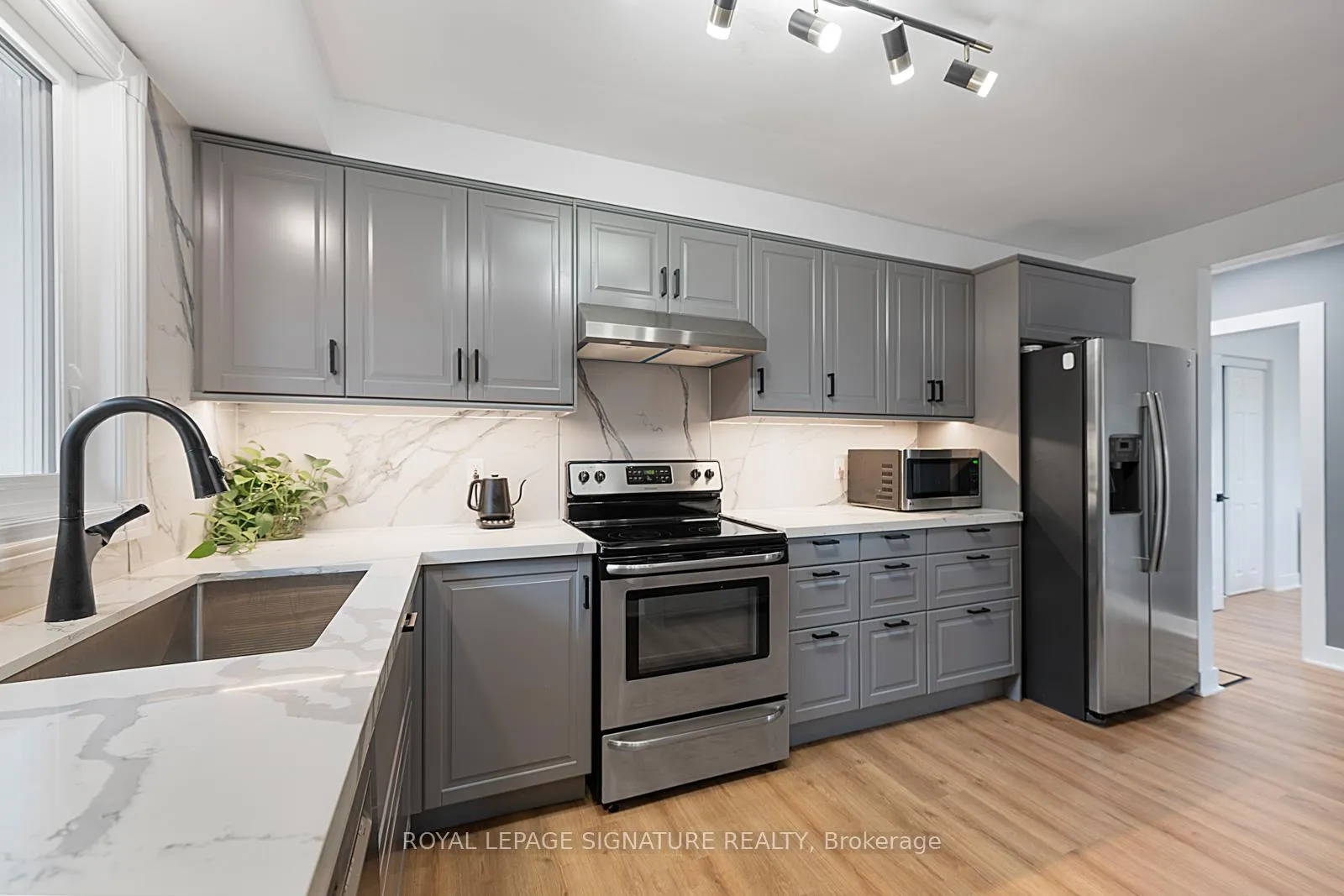 Photo 12 of 17 Ryder Road, Vaughan, Maple — HOMEH