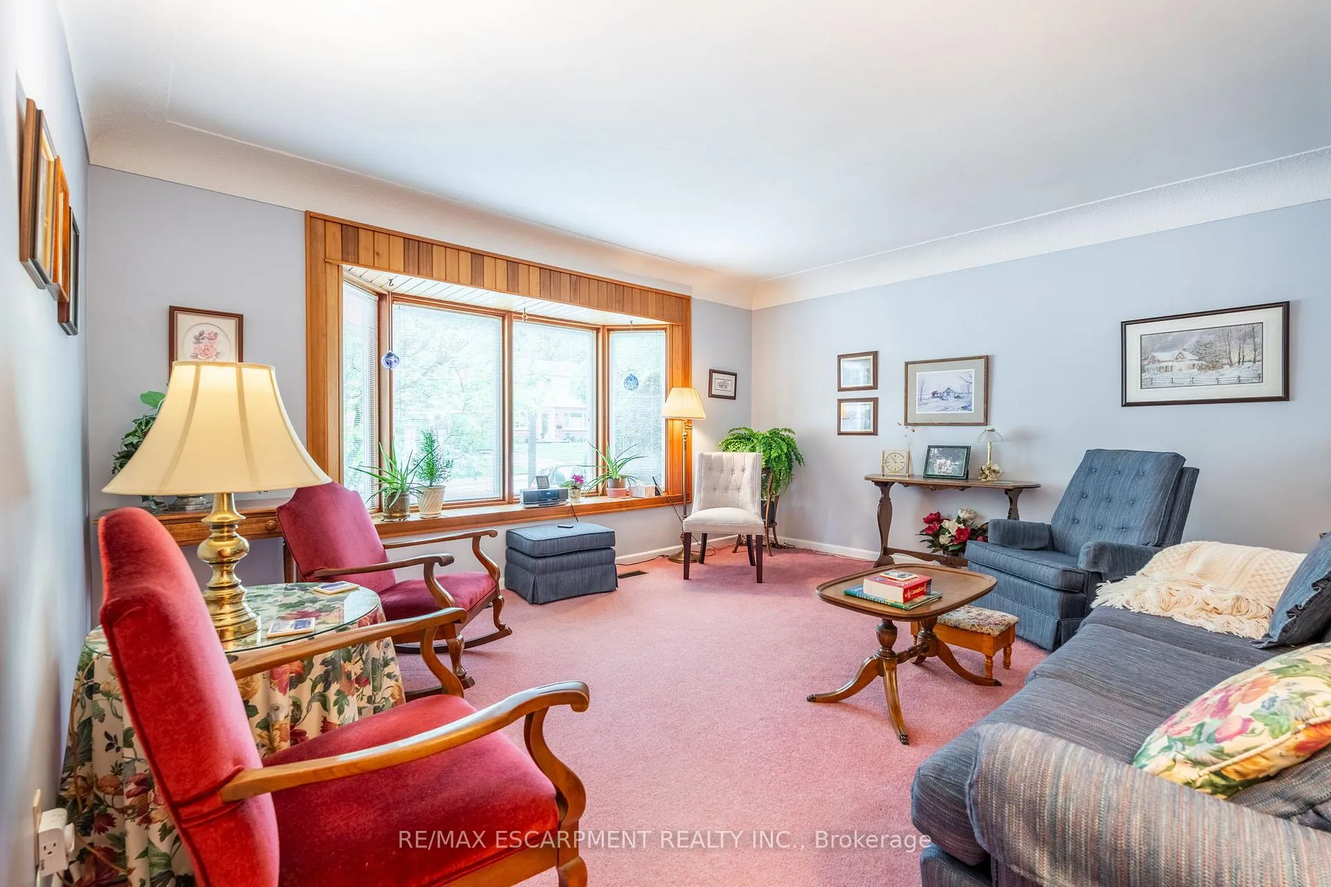 Photo 6 of 35 Kemp Drive, Hamilton, Dundas — HOMEH