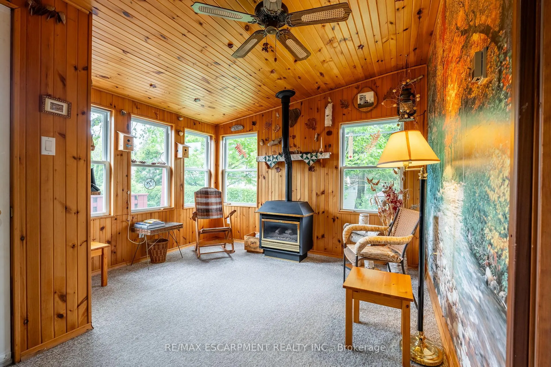 Photo 9 of 35 Kemp Drive, Hamilton, Dundas — HOMEH