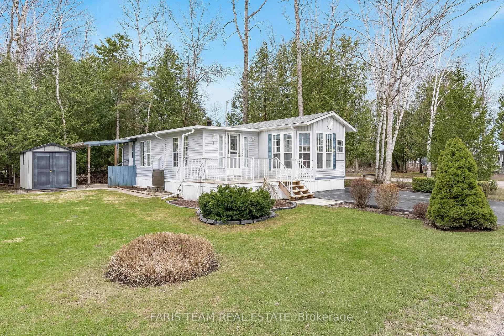 Photo 18 of 1 Prince Rupert Avenue, Barrie, Little Lake — HOMEH