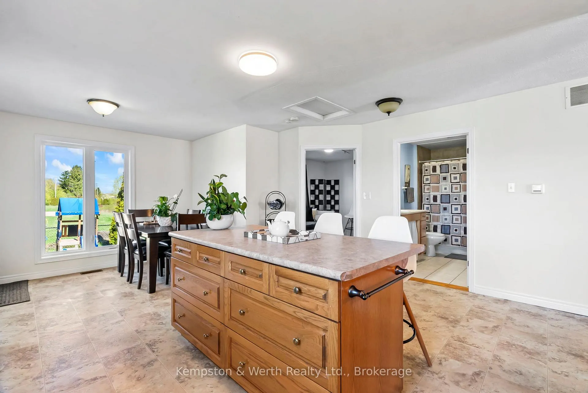 Photo 17 of 707 Reserve Avenue S, North Perth, Listowel — HOMEH