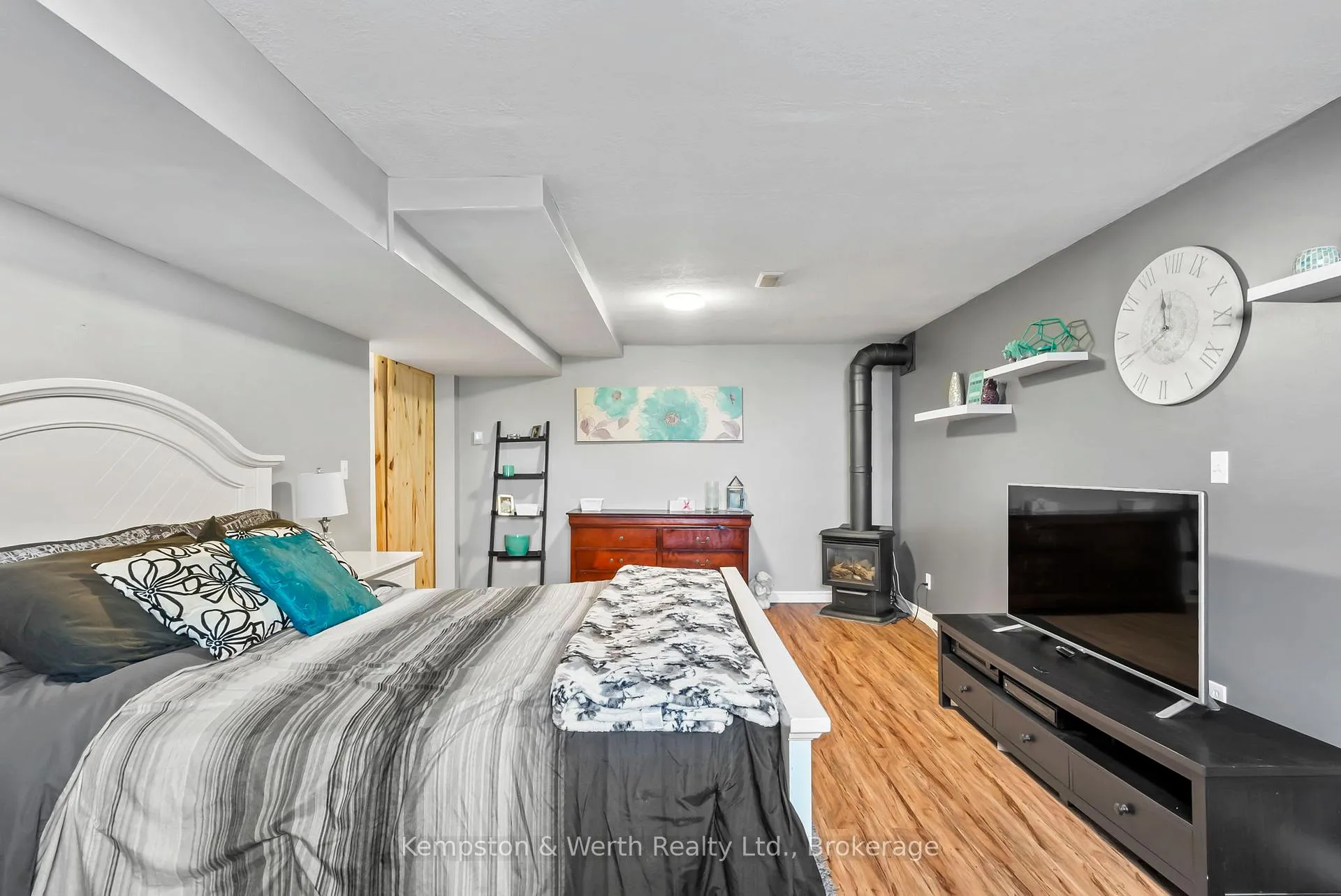 Photo 30 of 707 Reserve Avenue S, North Perth, Listowel — HOMEH