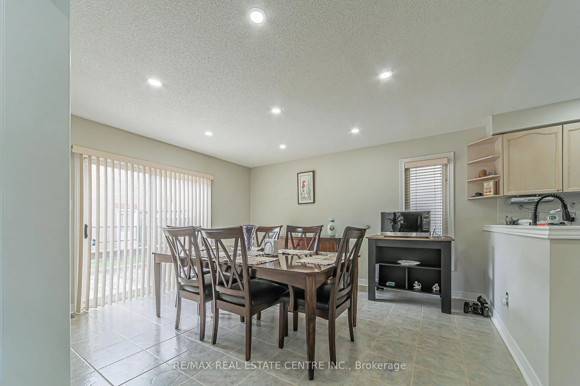 Photo 21 of 92 Oaklea Boulevard, Brampton, Fletcher's Creek South — HOMEH