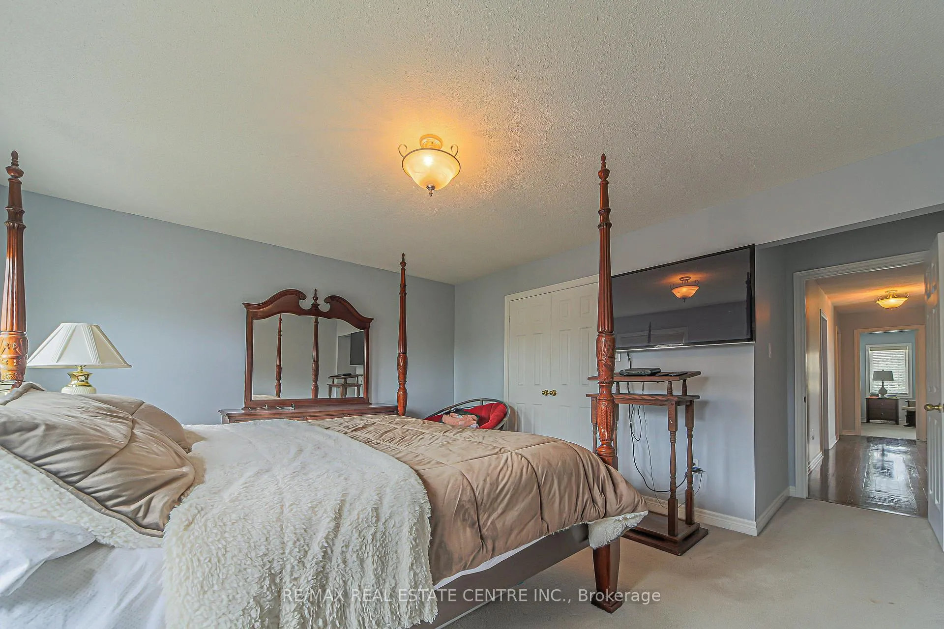 Photo 32 of 92 Oaklea Boulevard, Brampton, Fletcher's Creek South — HOMEH
