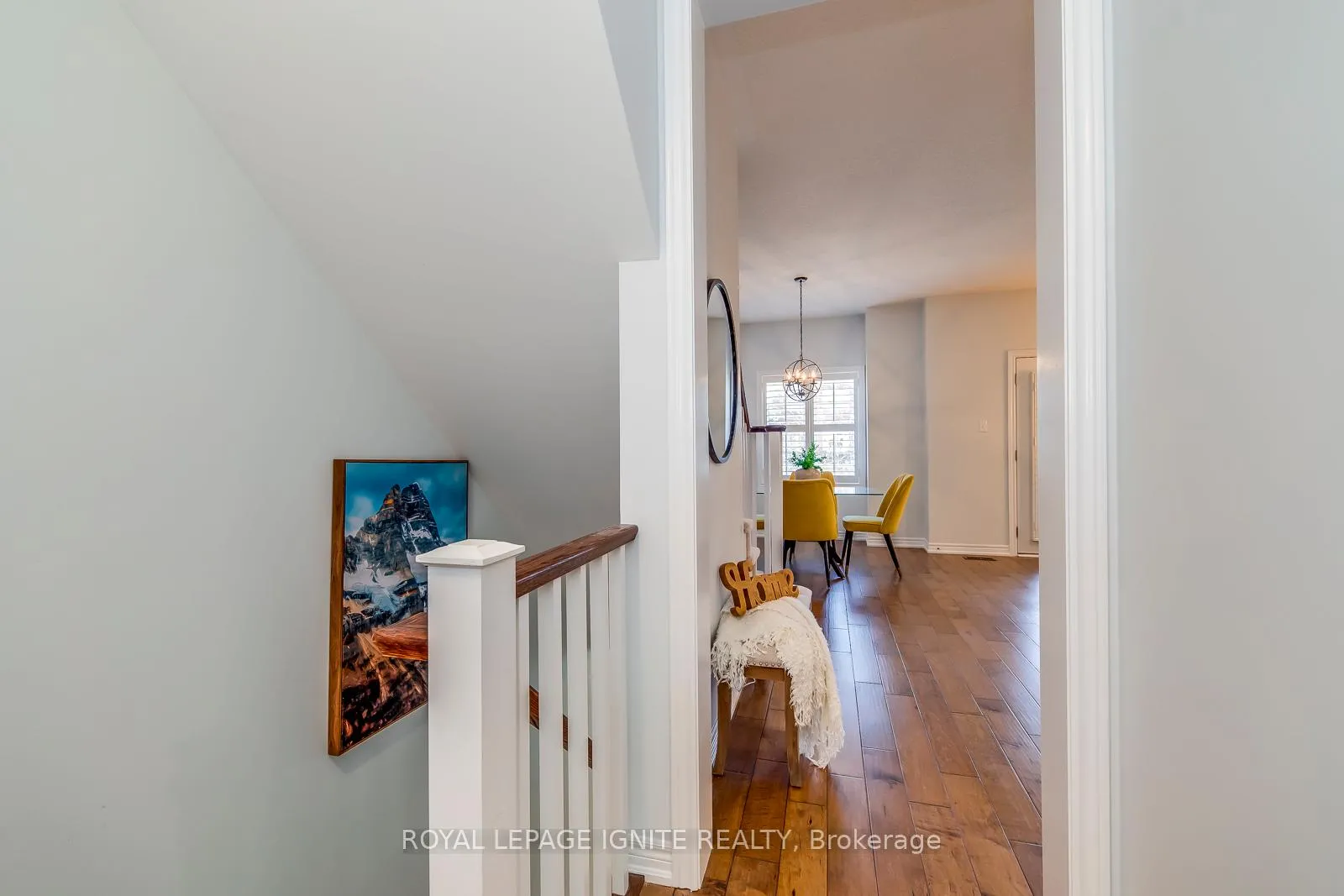 Photo 7 of 44 Nisbet Boulevard, Hamilton, Waterdown — HOMEH