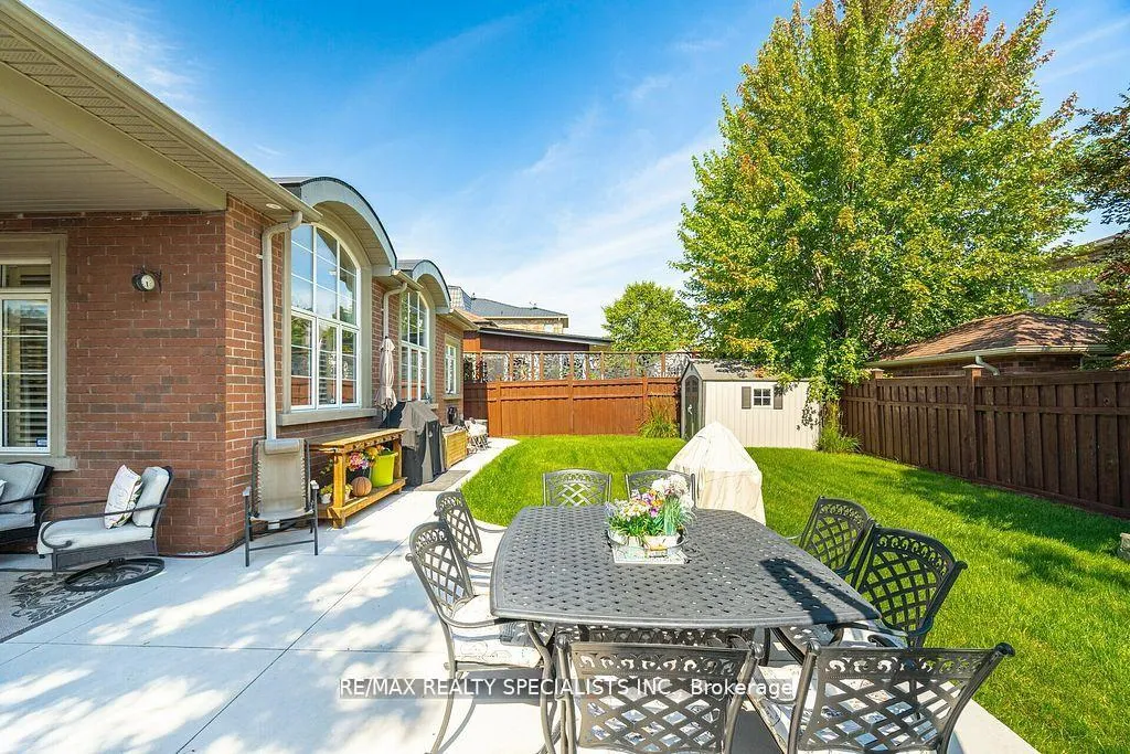 Photo 36 of 1 Odeon Street, Brampton, Vales of Castlemore North — HOMEH