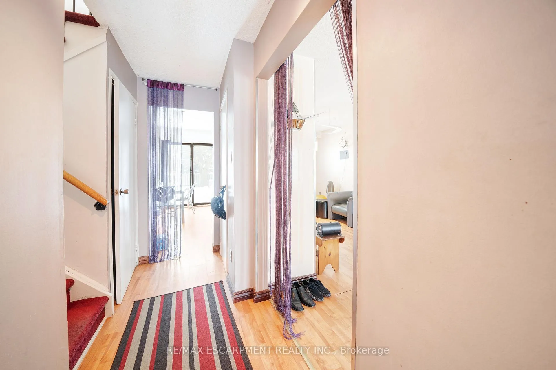 Photo 9 of 31 Hewitt Crescent, Ajax, South East — HOMEH