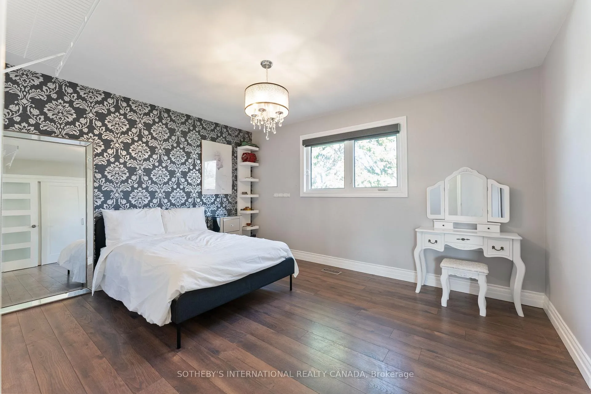 Photo 16 of 99 Pleasant Avenue, Hamilton, Westcliffe — HOMEH