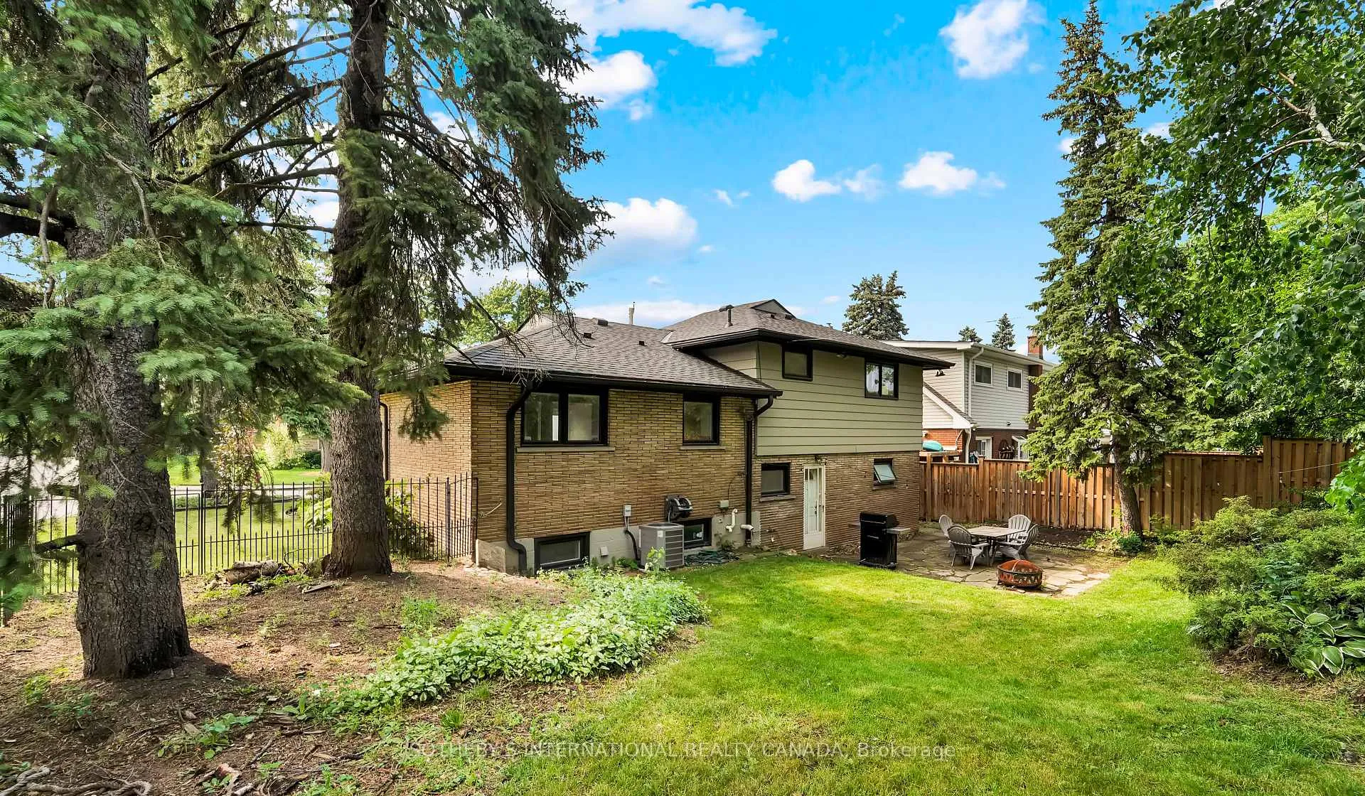 Photo 25 of 99 Pleasant Avenue, Hamilton, Westcliffe — HOMEH