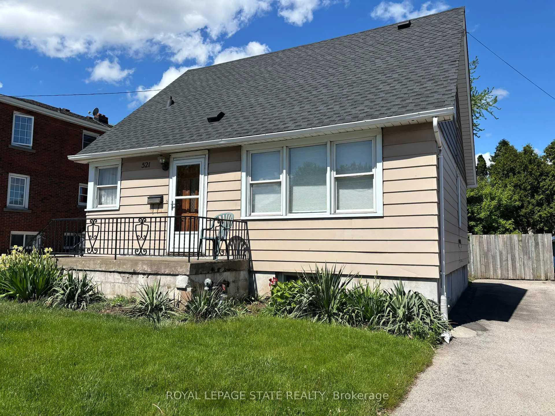 Photo 2 of 521 Mary Street, Hamilton, North End — HOMEH