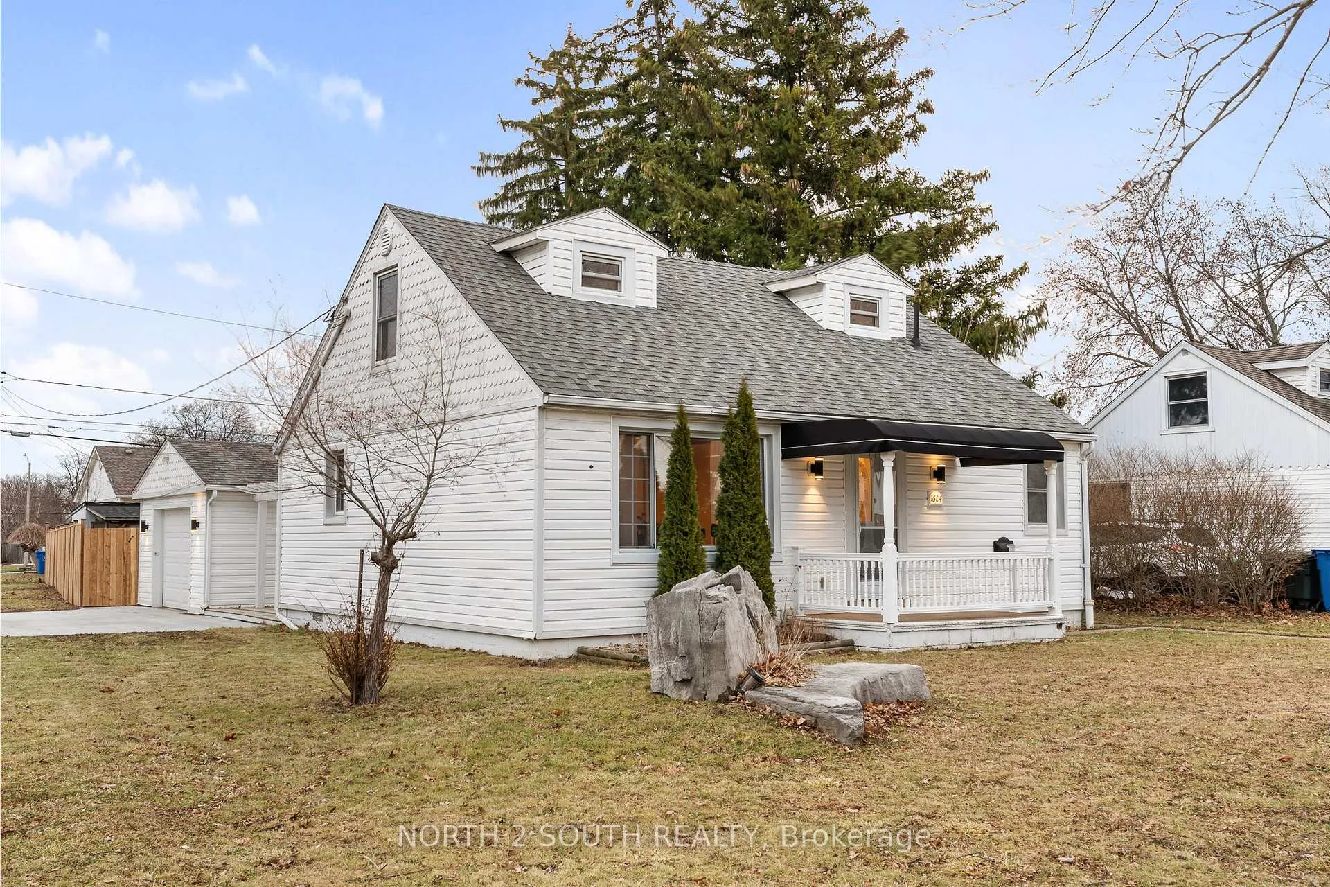 Photo 3 of 1604 Buckingham Drive, Windsor — HOMEH