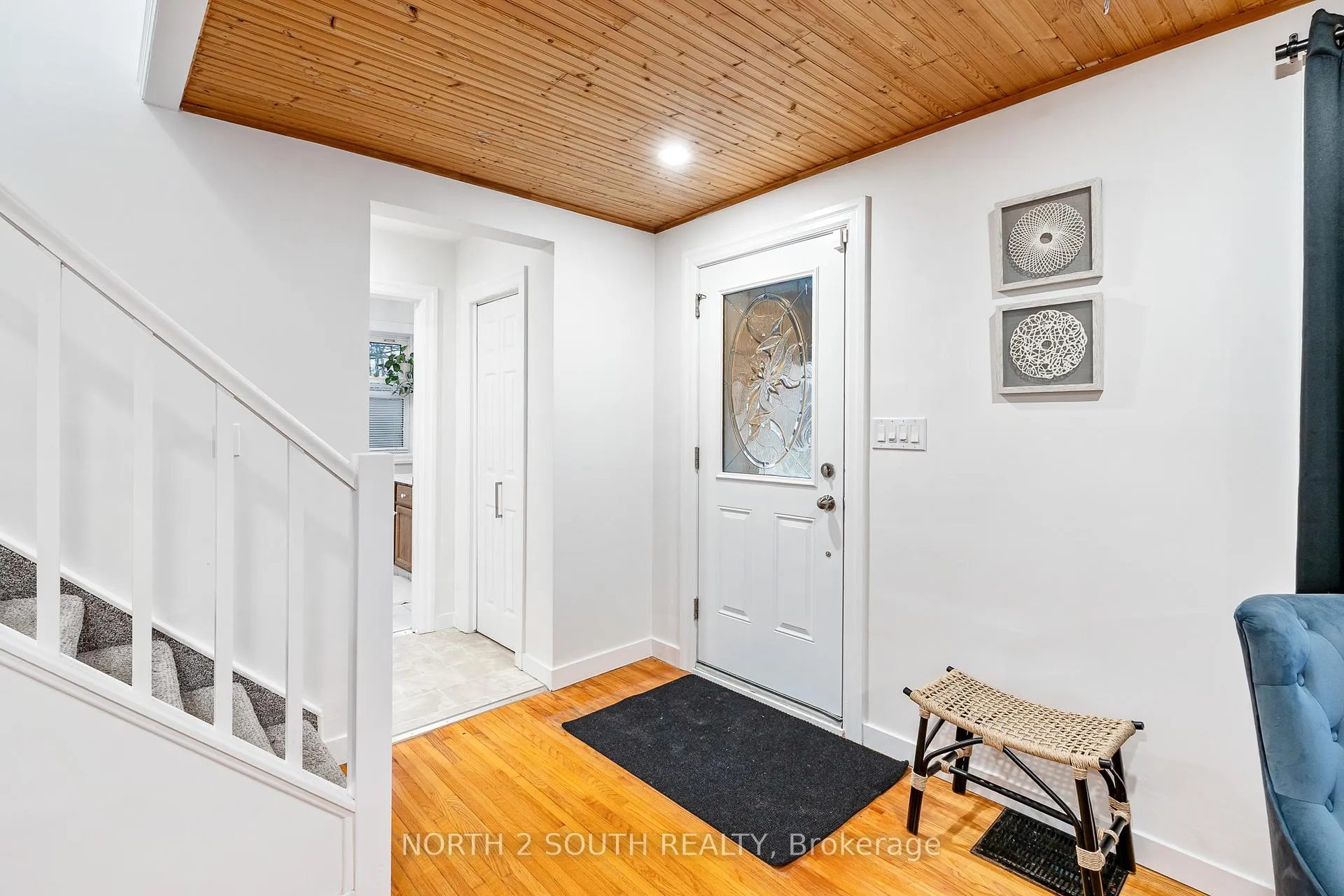 Photo 6 of 1604 Buckingham Drive, Windsor — HOMEH