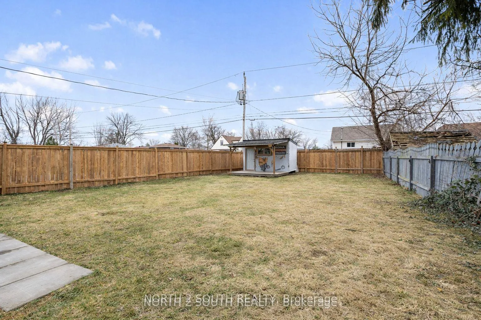 Photo 29 of 1604 Buckingham Drive, Windsor — HOMEH