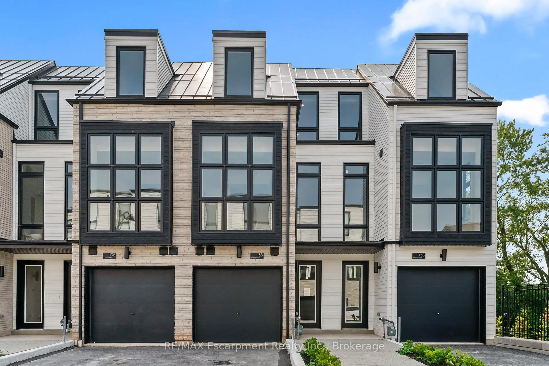 Front of Unit 5, 138 East Street