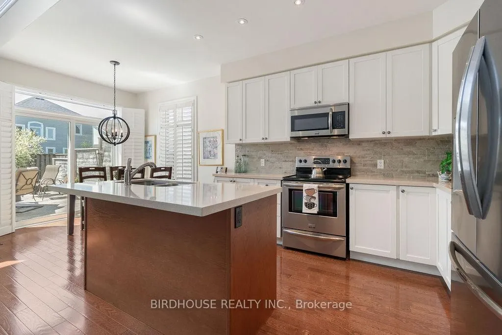 Photo 7 of 11 Deacon Crescent, Kawartha Lakes, Lindsay — HOMEH