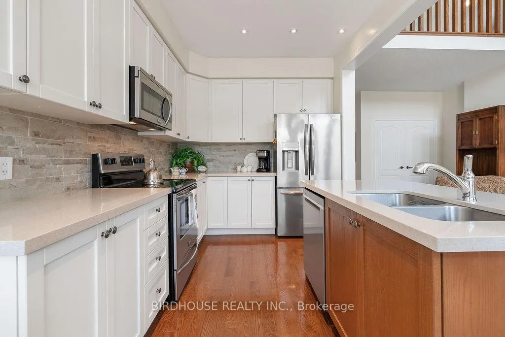 Photo 11 of 11 Deacon Crescent, Kawartha Lakes, Lindsay — HOMEH