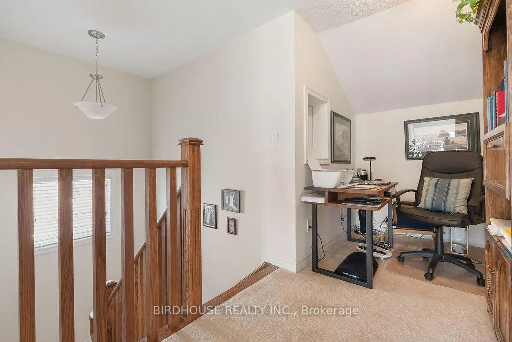 Photo 19 of 11 Deacon Crescent, Kawartha Lakes, Lindsay — HOMEH