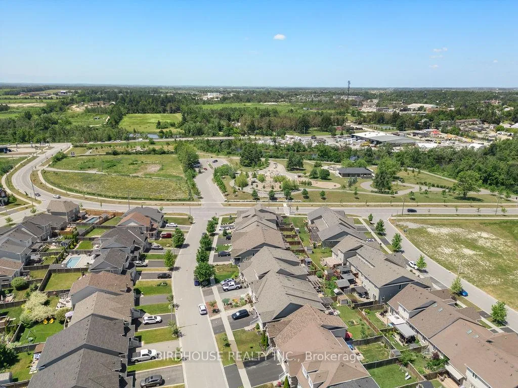 Photo 31 of 11 Deacon Crescent, Kawartha Lakes, Lindsay — HOMEH