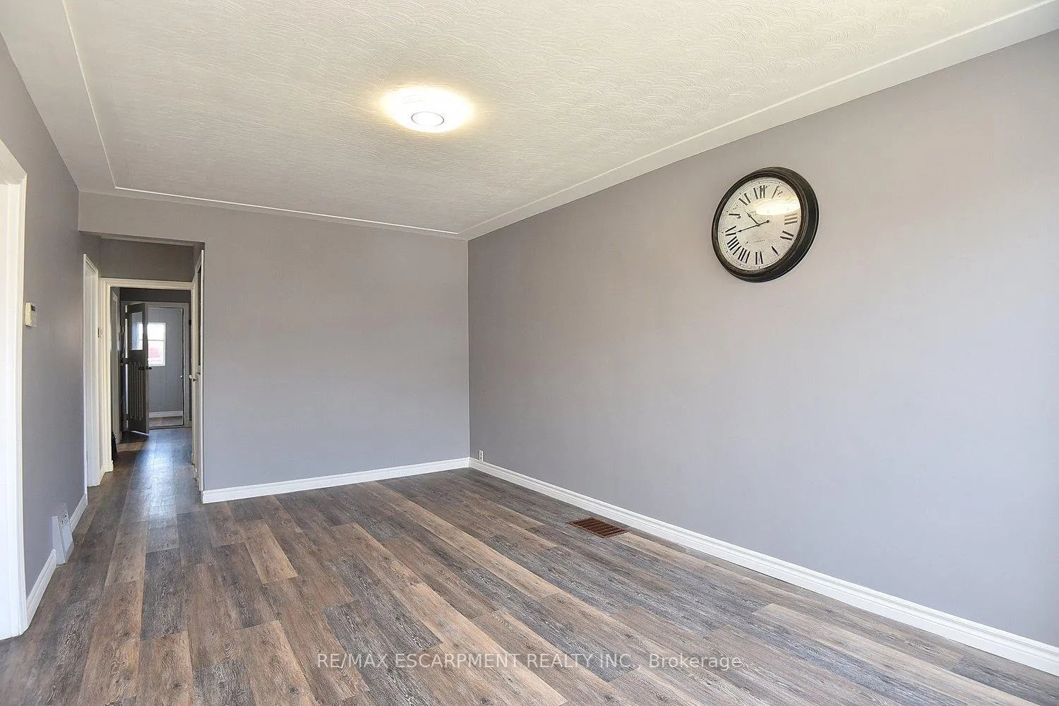 Photo 3 of 295 Paling Avenue, Hamilton, Homeside — HOMEH