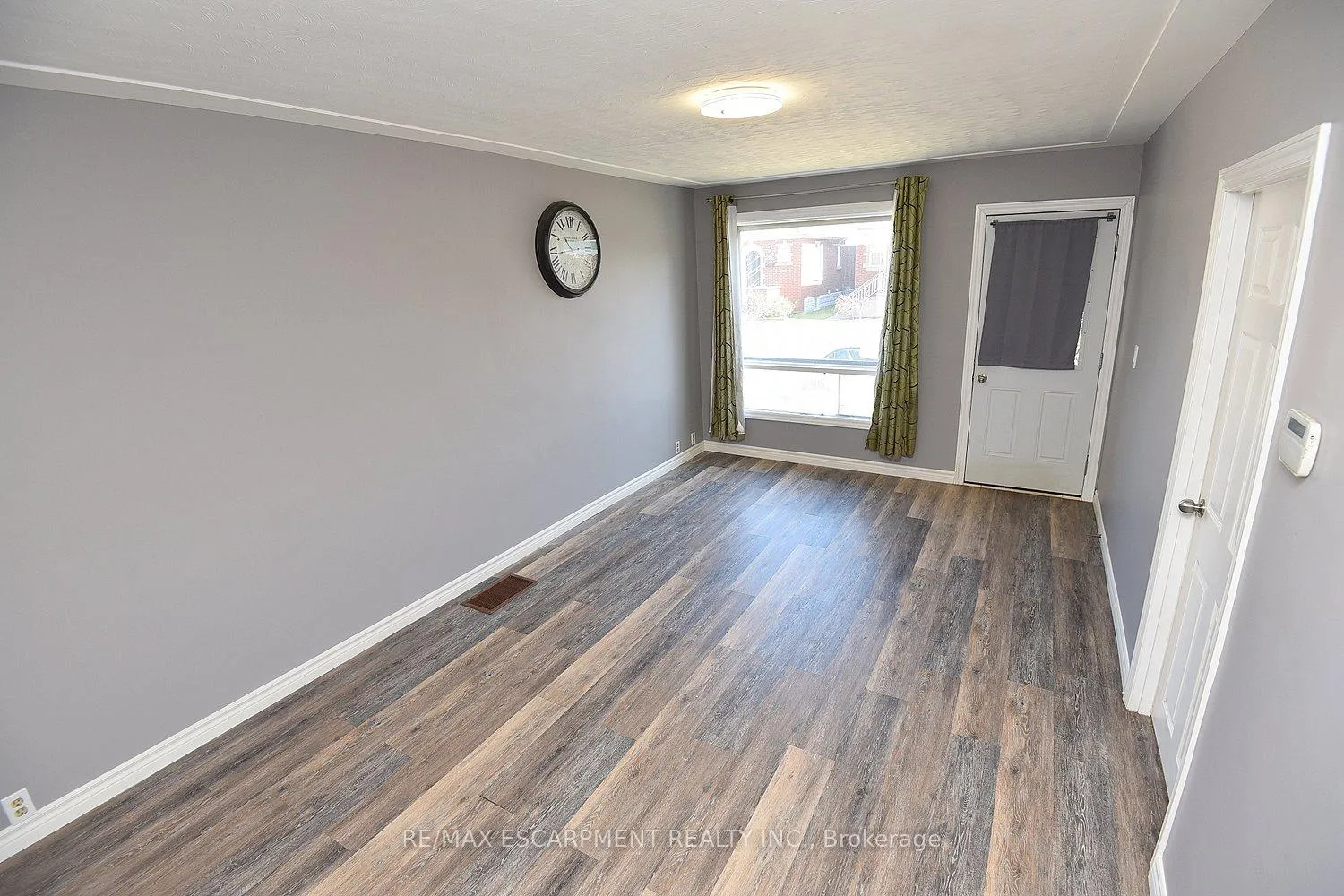 Photo 6 of 295 Paling Avenue, Hamilton, Homeside — HOMEH