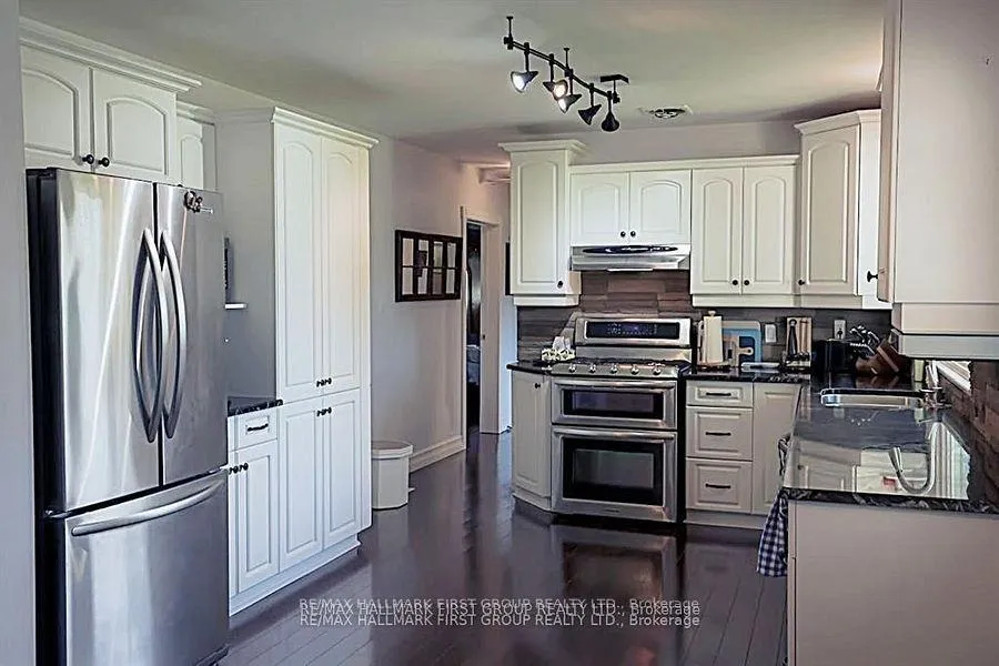 Photo 9 of 1856 Sherbrooke Street W, Cavan Monaghan, Cavan-Monaghan — HOMEH
