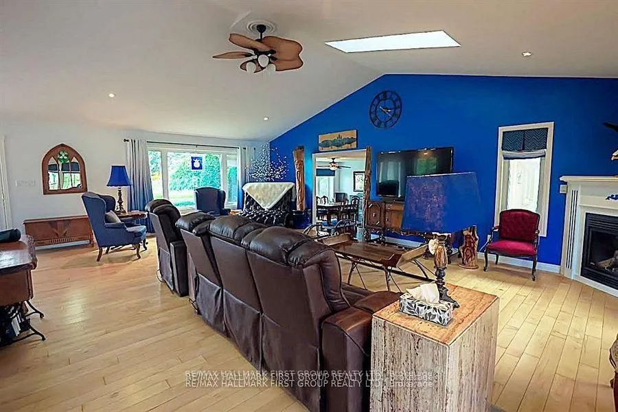 Photo 11 of 1856 Sherbrooke Street W, Cavan Monaghan, Cavan-Monaghan — HOMEH
