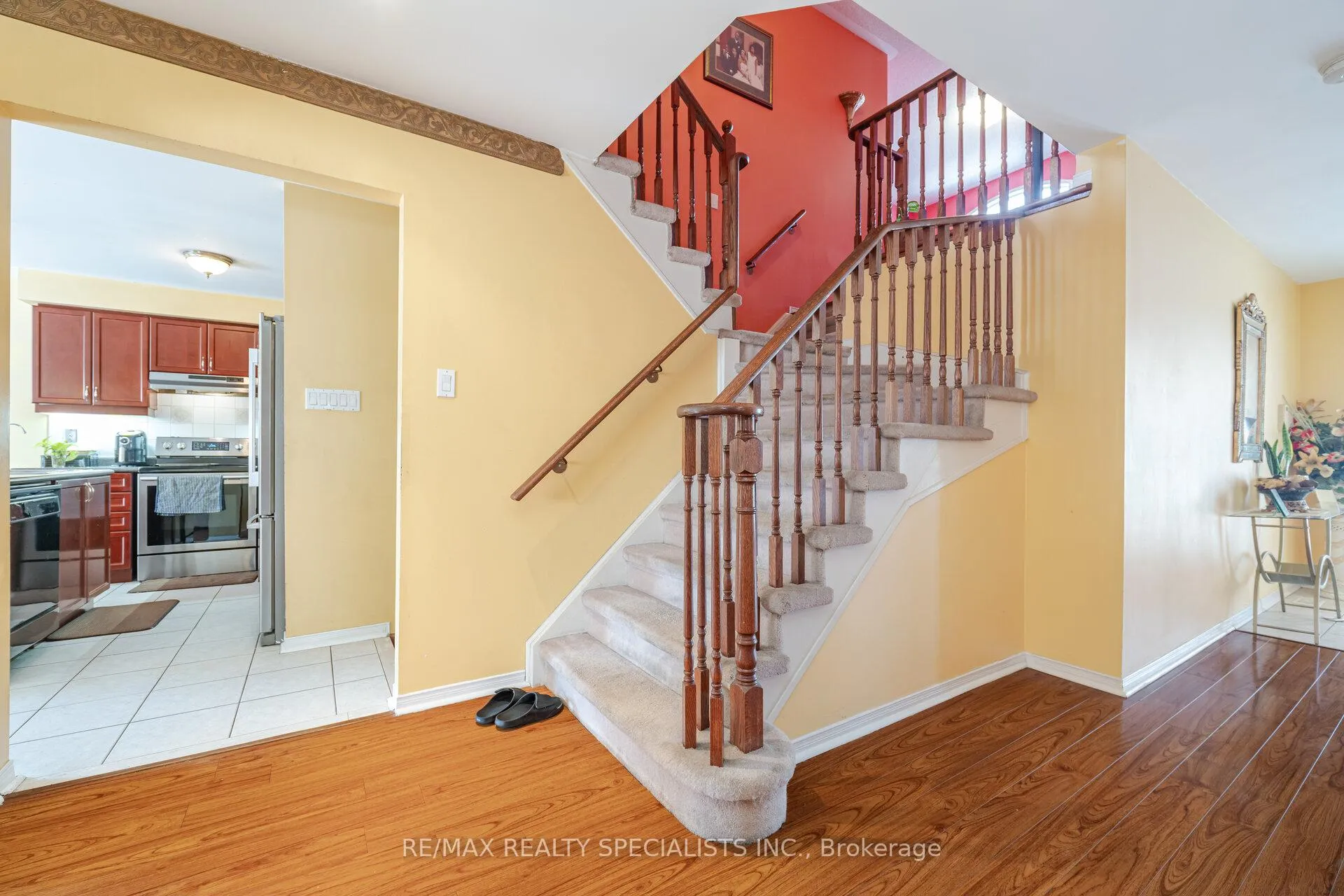 Photo 13 of 59 Mccrimmon Drive, Brampton, Fletcher's Meadow — HOMEH