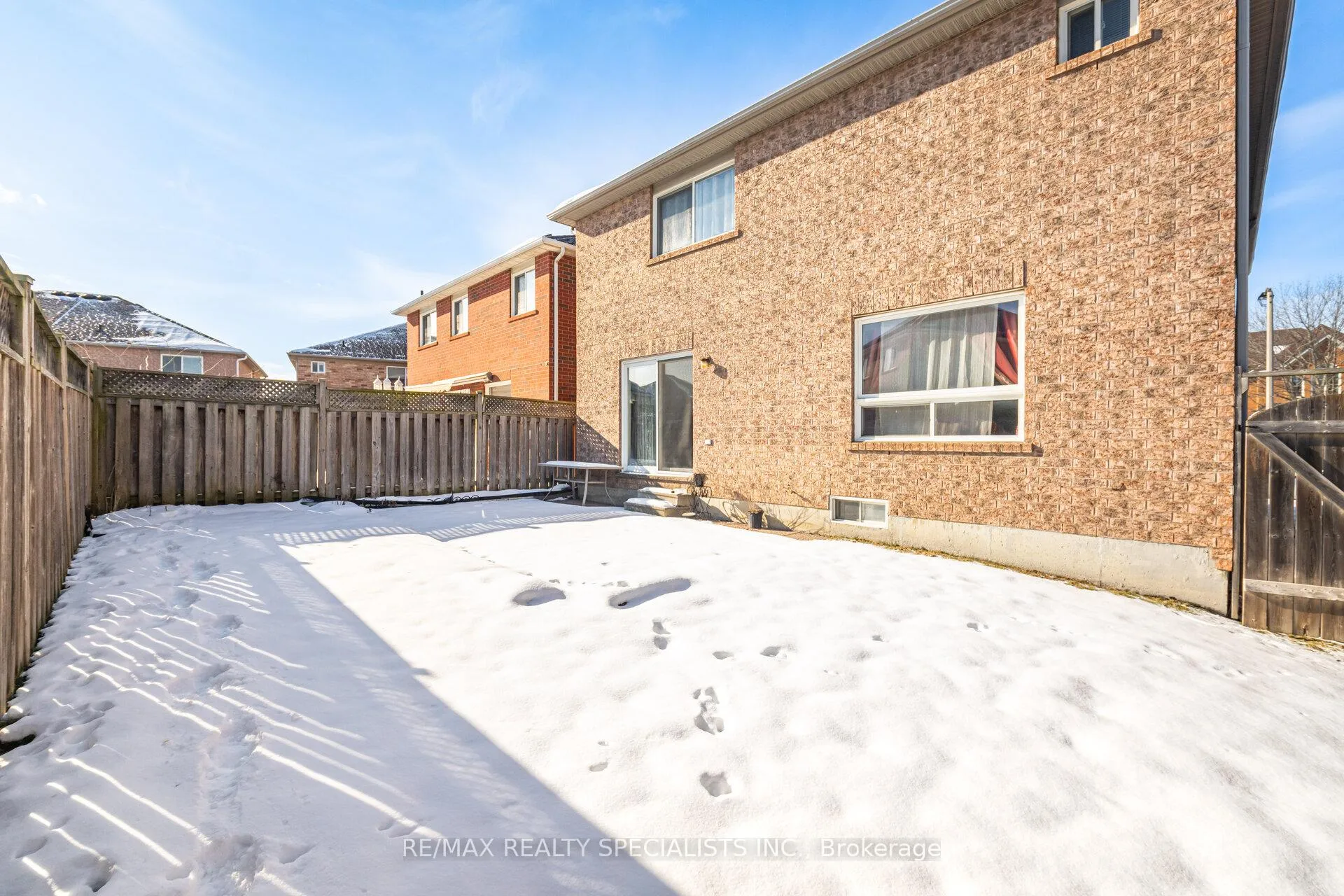 Photo 25 of 59 Mccrimmon Drive, Brampton, Fletcher's Meadow — HOMEH