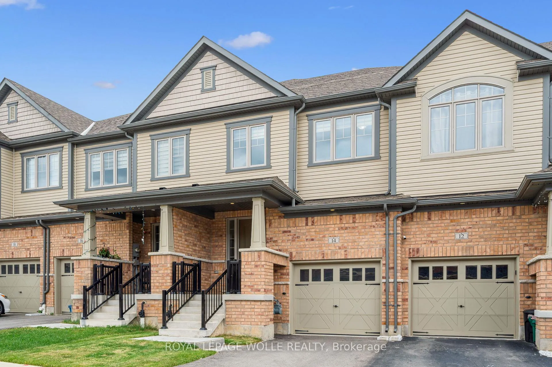 Photo 3 of 14 Roywood Street, Kitchener — HOMEH