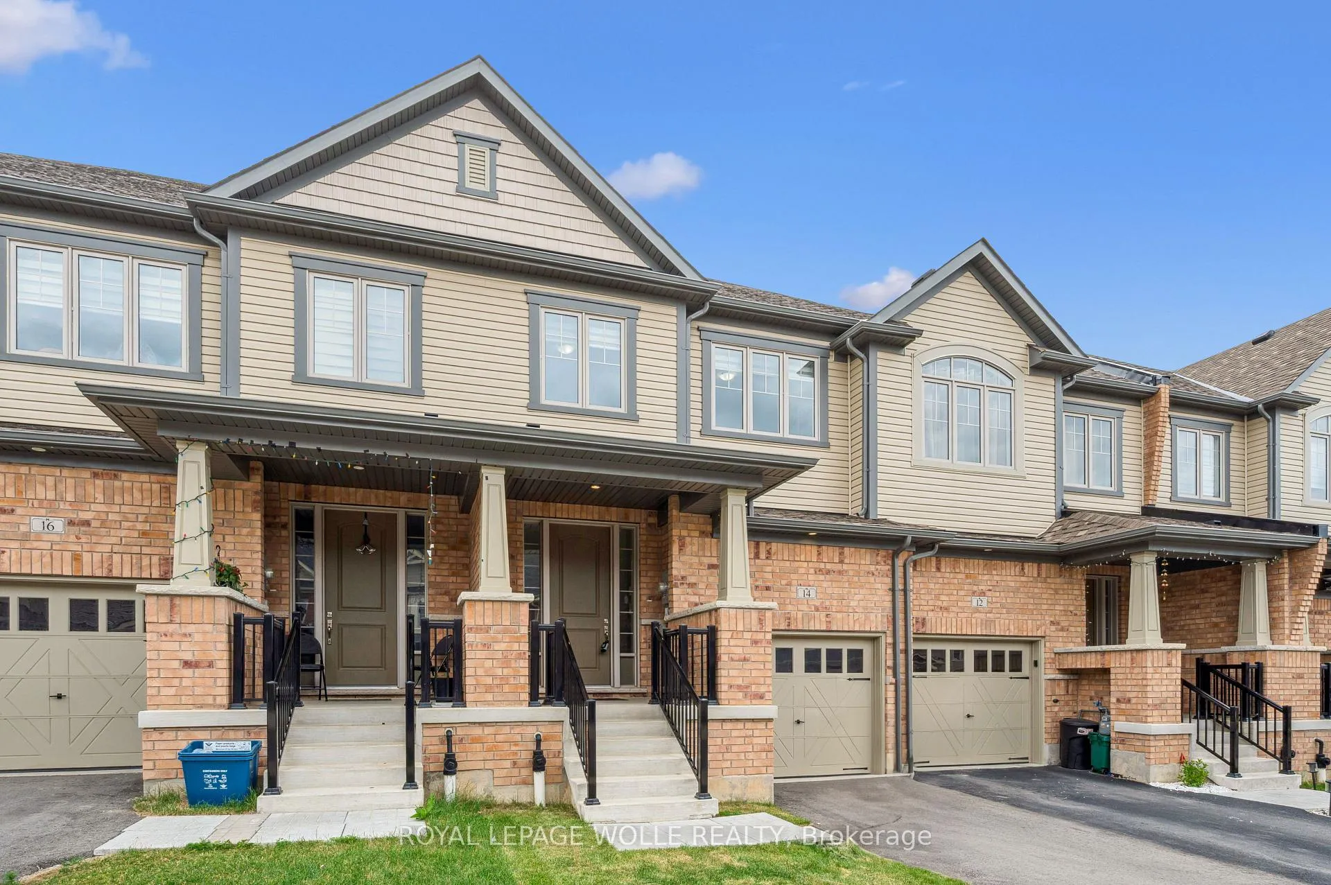 Photo 4 of 14 Roywood Street, Kitchener — HOMEH