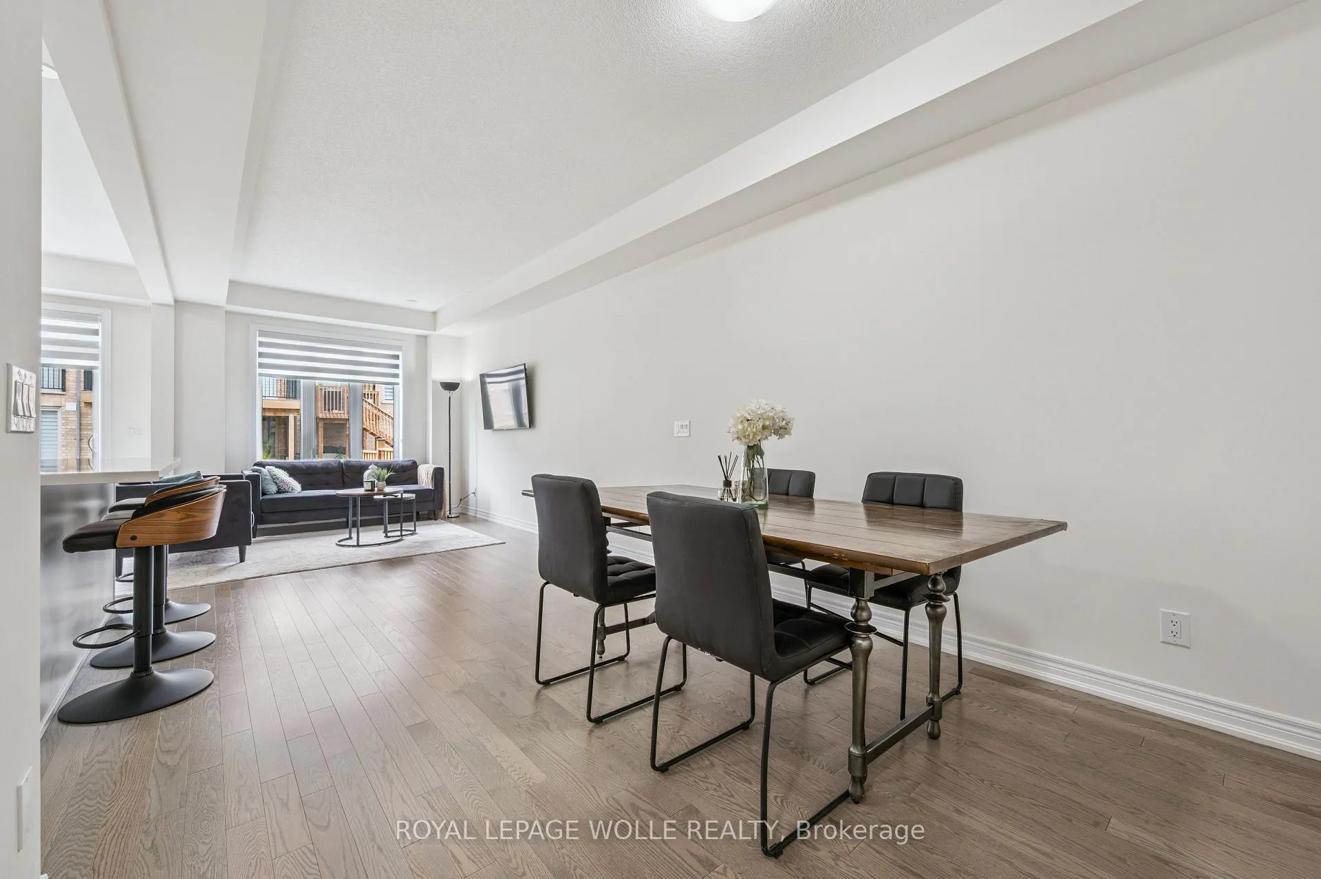 Photo 7 of 14 Roywood Street, Kitchener — HOMEH