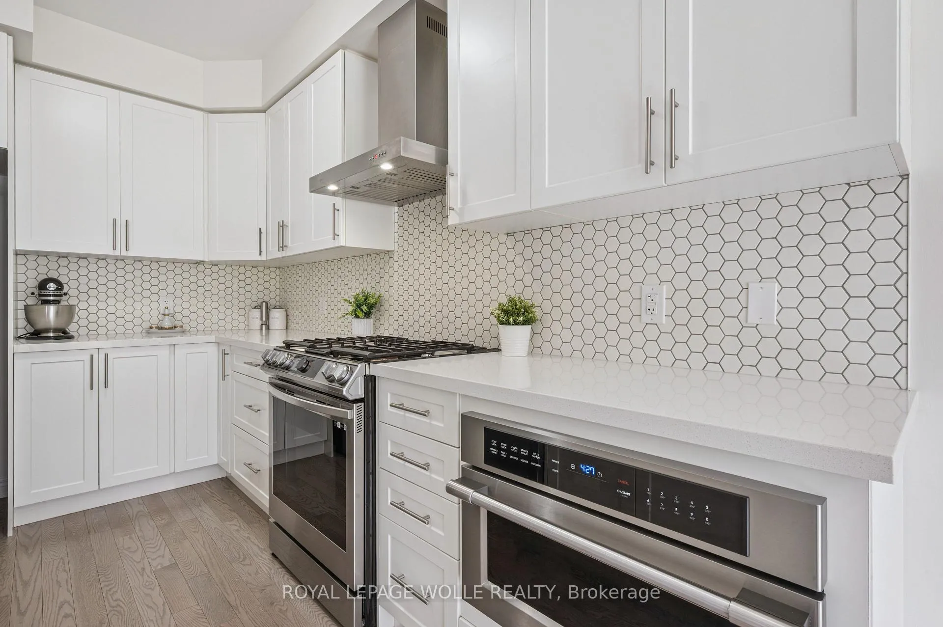 Photo 18 of 14 Roywood Street, Kitchener — HOMEH