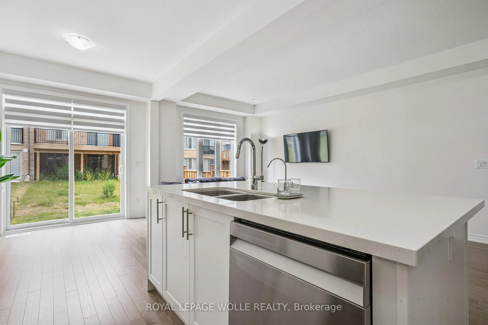 Photo 19 of 14 Roywood Street, Kitchener — HOMEH