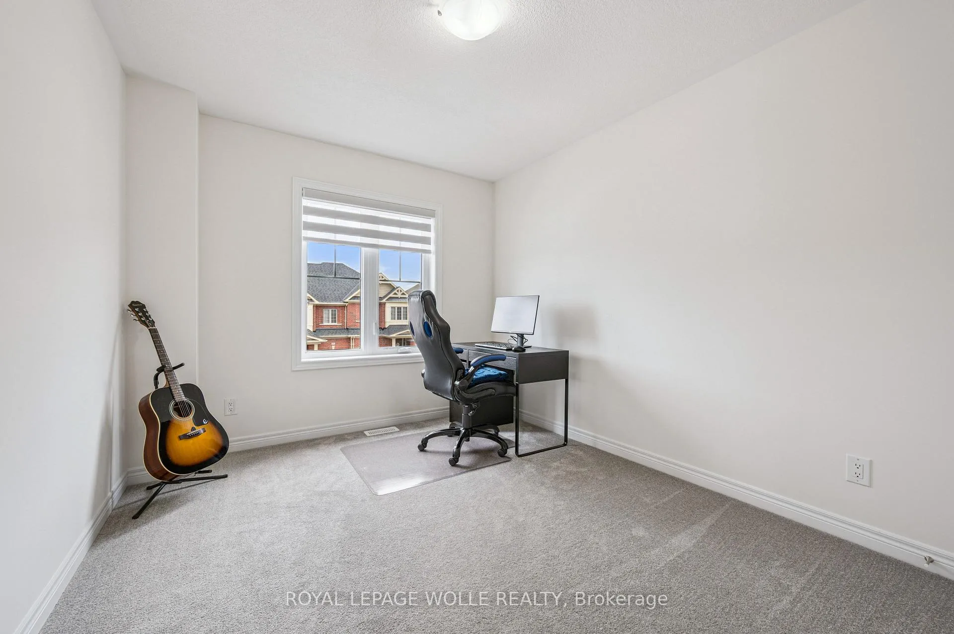 Photo 21 of 14 Roywood Street, Kitchener — HOMEH