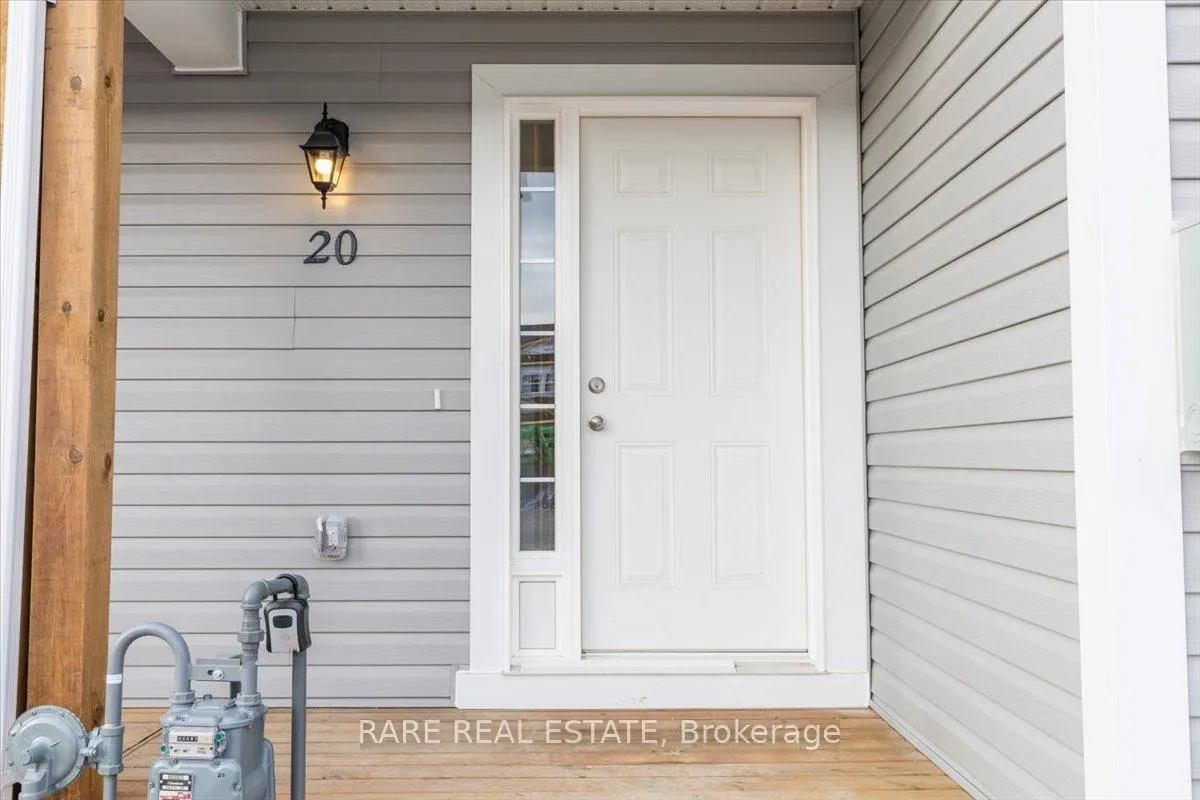 Photo 4 of 20 Mcconnell Crescent, Bracebridge, Macaulay — HOMEH