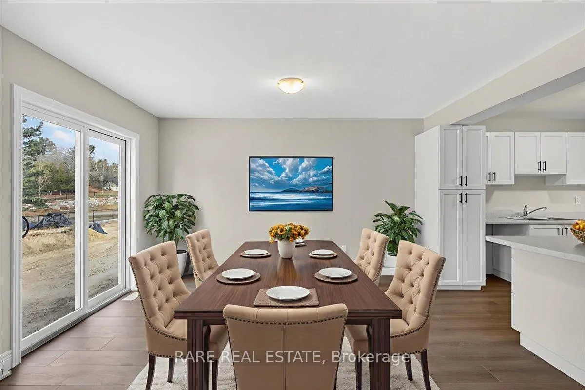 Photo 9 of 20 Mcconnell Crescent, Bracebridge, Macaulay — HOMEH