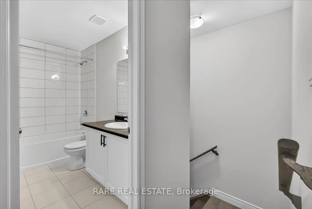 Photo 17 of 20 Mcconnell Crescent, Bracebridge, Macaulay — HOMEH