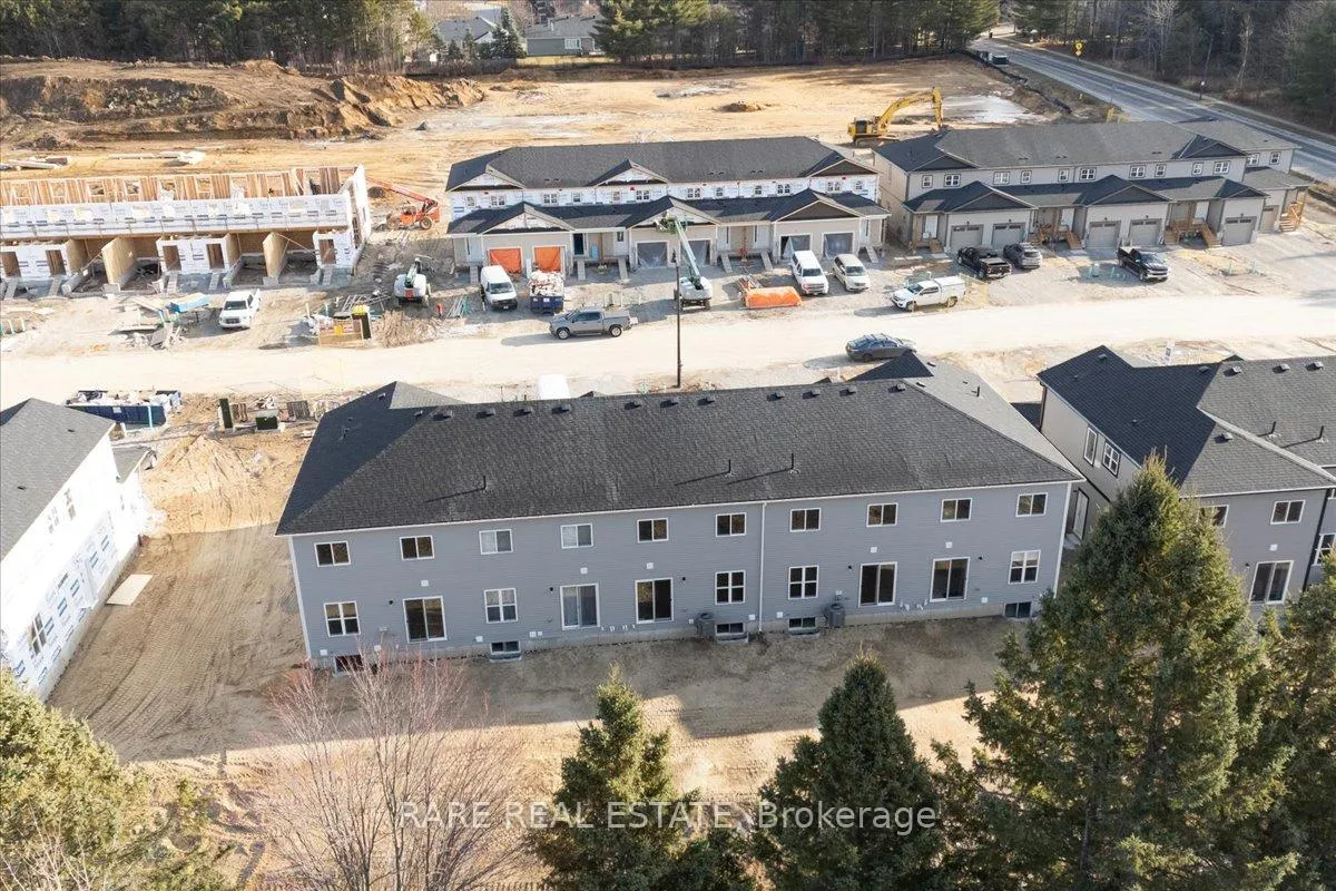 Photo 33 of 20 Mcconnell Crescent, Bracebridge, Macaulay — HOMEH