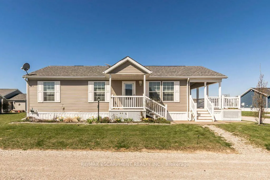 Photo 1 of 3 Copper Beech Drive, Haldimand, Nanticoke — HOMEH