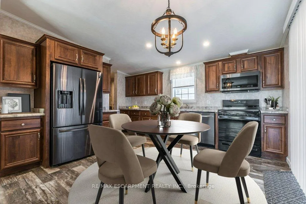 Photo 7 of 3 Copper Beech Drive, Haldimand, Nanticoke — HOMEH